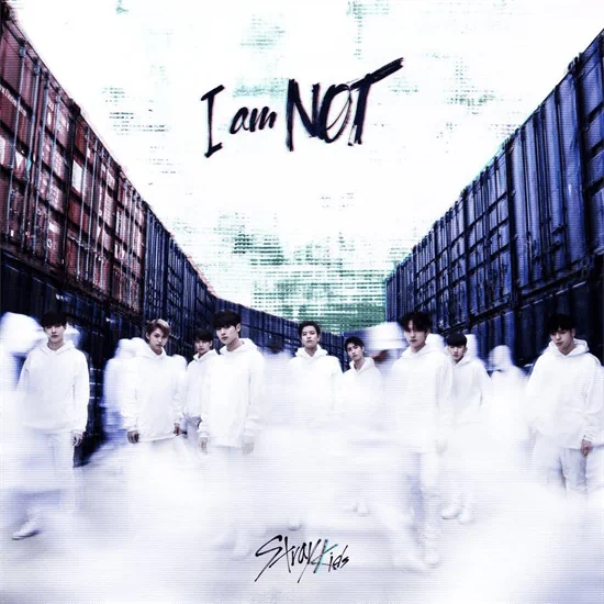 Stray Kids - I am NOT סטרי קידס